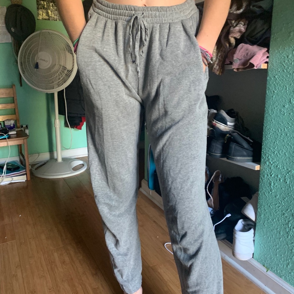 brandy melville sweats/joggers